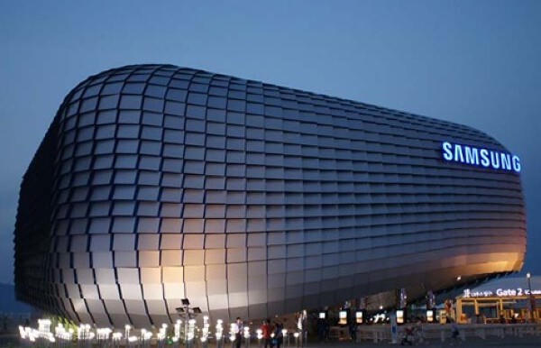 Cổ phiếu tăng phi mã, vốn hóa Samsung chính thức vượt mốc 1.000 tỷ USD