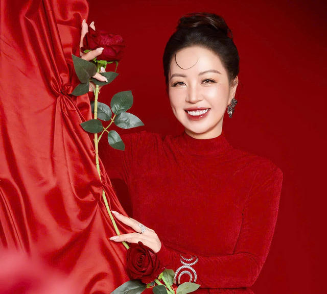 Hoàng Thu Thủy - Hoa hậu Doanh nhân Việt Nam 2025: Kiến tạo thành công bằng giá trị cho người khác