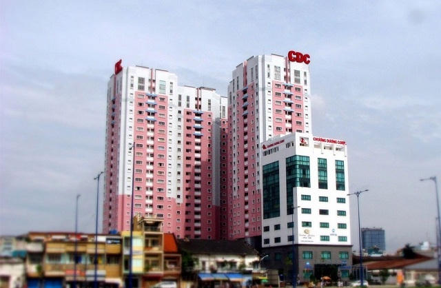 Lợi nhuận lao dốc, Chương Dương (CDC) ồ ạt phát hành cổ phiếu giá rẻ để cấn trừ nợ vay