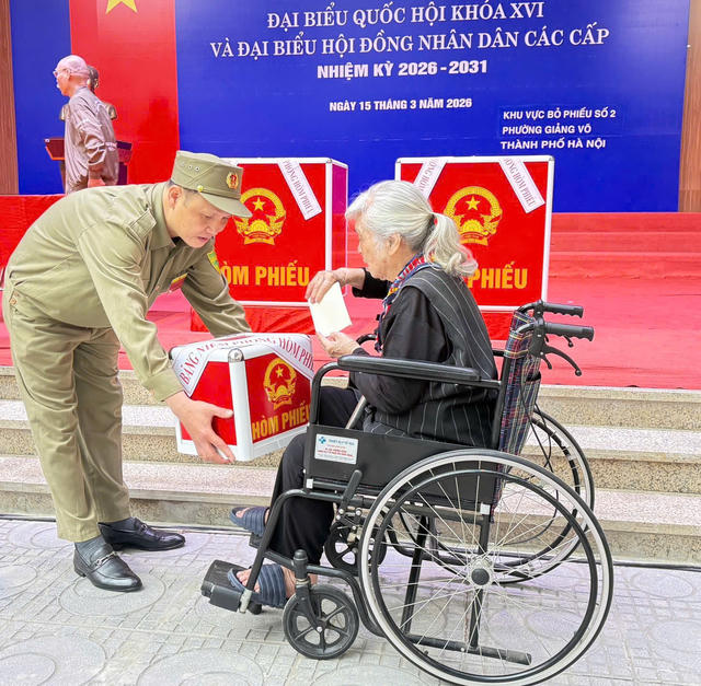 Những cử tri "đặc biệt" trong Ngày hội non sông