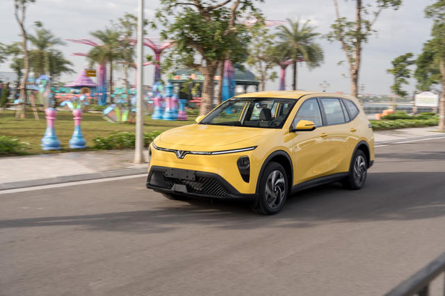 VinFast đạt doanh thu kỷ lục 90.400 tỷ đồng năm 2025, bàn giao gần 200.000 ô tô điện