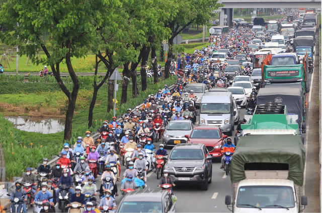 Bộ Xây dựng trả lời một số kiến nghị của cử tri TP Hồ Chí Minh về lĩnh vực giao thông 