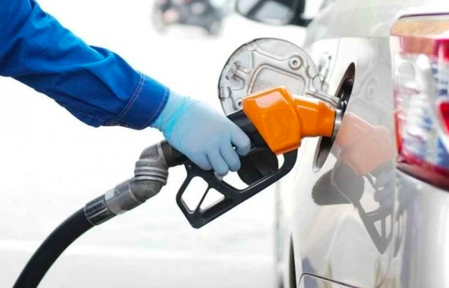 Chính thức miễn thuế môi trường, VAT, tiêu thụ đặc biệt với xăng dầu