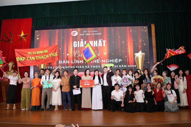 Nâng cao bản lĩnh nghề Công chứng viên và Thừa phát lại trong kỷ nguyên mới Nâng cao bản lĩnh nghề Công chứng viên và Thừa phát lại trong kỷ nguyên mới