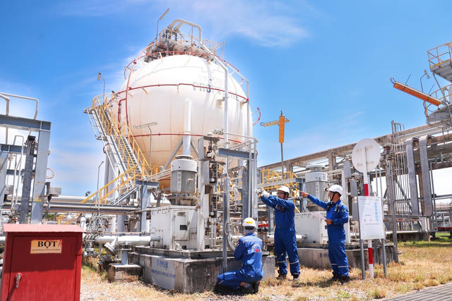 VCBS dự báo lợi nhuận nhóm dầu khí, phân bón tăng bằng lần, BSR có thể lãi đột biến 854% VCBS dự báo lợi nhuận nhóm dầu khí, phân bón tăng bằng lần, BSR có thể lãi đột biến 854%