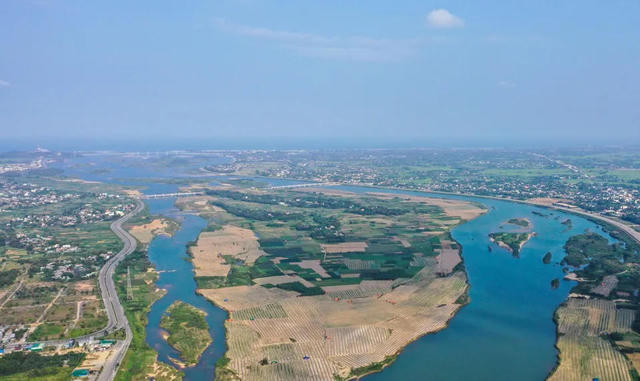 Quảng Ngãi chọn nhà đầu tư dự án khu đô thị hơn 9.700 tỷ đồng trên Đảo Ngọc Quảng Ngãi chọn nhà đầu tư dự án khu đô thị hơn 9.700 tỷ đồng trên Đảo Ngọc