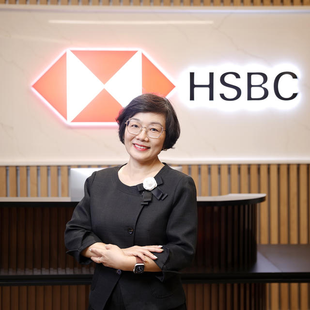 Tiết kiệm 3.000 giờ mỗi ngày nhờ AI: Giám đốc Nhân sự HSBC giải mã luật chơi mới trên thị trường lao động Tiết kiệm 3.000 giờ mỗi ngày nhờ AI: Giám đốc Nhân sự HSBC giải mã luật chơi mới trên thị trường lao động