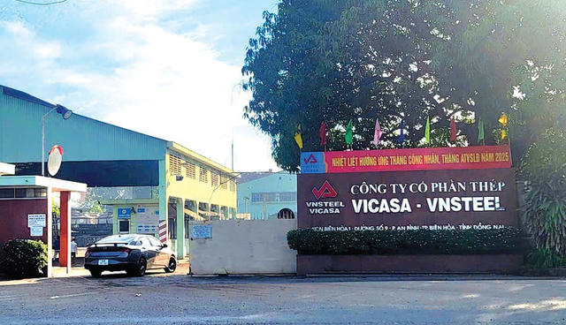 Ngừng sản xuất và gánh lỗ lũy kế, cổ phiếu Thép Vicasa (VCA) liên tiếp nhận án cảnh báo từ HoSE
