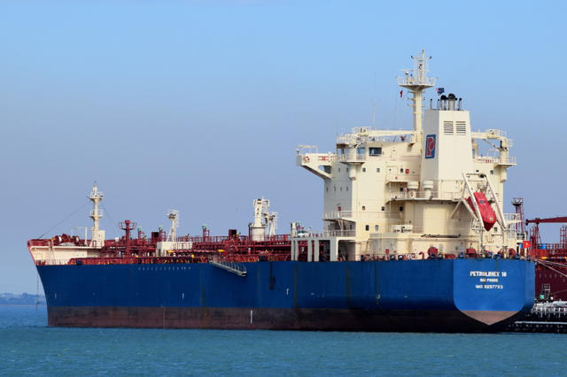 Vận tải Xăng dầu đường thủy Petrolimex (PJT): Đề ra kế hoạch lãi năm 2026 'đi lùi', chia cổ tức tỷ lệ 6%