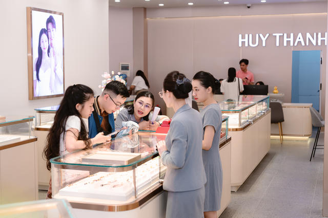 Huy Thanh Jewelry duy trì hoạt động kinh doanh ổn định, tích cực hoàn thiện quy trình sau thanh tra
