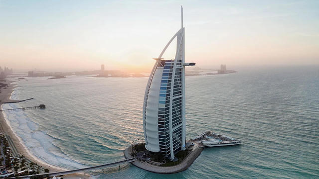 Khách sạn biểu tượng Burj Al Arab tại Dubai chuẩn bị đóng cửa 18 tháng 