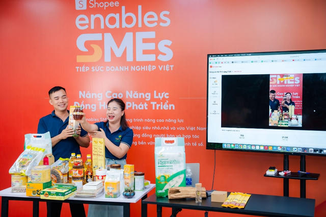 Nâng cao năng lực thương mại điện tử cho doanh nghiệp Hà Tĩnh thông qua chương trình đào tạo chuyên sâu