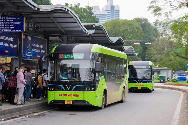 Hà Nội: Miễn phí vé xe buýt, đường sắt đô thị dịp Giỗ Tổ Hùng Vương và 30/4-1/5