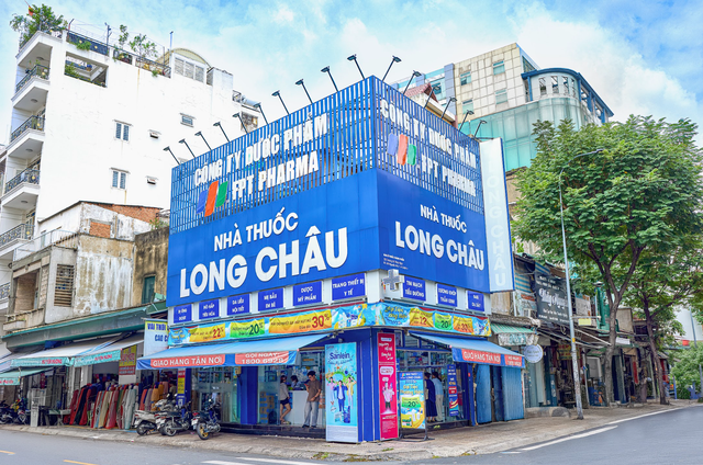 FPT Retail (FRT) báo lãi trước thuế 472 tỷ đồng quý I/2026, chuỗi Long Châu và FPT Shop đồng loạt bứt tốc