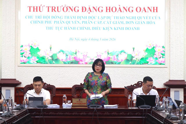 Thẩm định dự thảo Nghị quyết về phân cấp, cắt giảm thủ tục hành chính