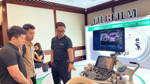 Đẩy mạnh chuyển đổi số trong quản lý thiết bị y tế
