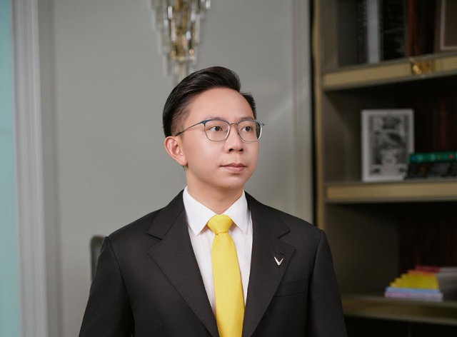 Ông Phạm Nhật Quân Anh chính thức ngồi ghế Chủ tịch VinFast Ông Phạm Nhật Quân Anh chính thức ngồi ghế Chủ tịch VinFast