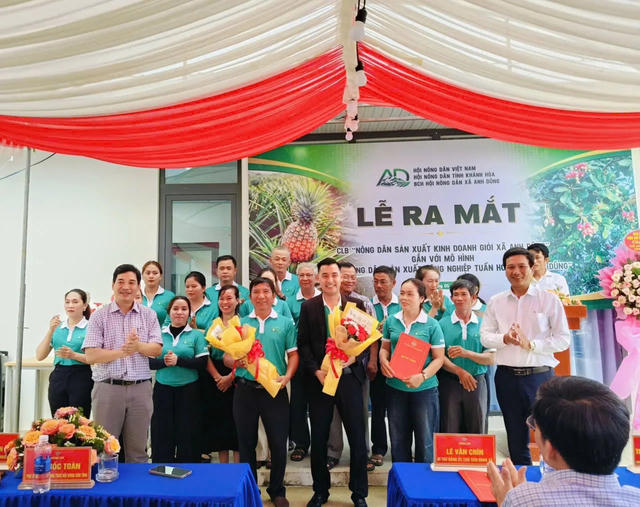 Sáng ngày 28/5, Hội Nông dân Việt Nam họp báo thông tin Đại hội IX Hội Nông dân Việt Nam và Tọa đàm về 40 năm Đổi mới