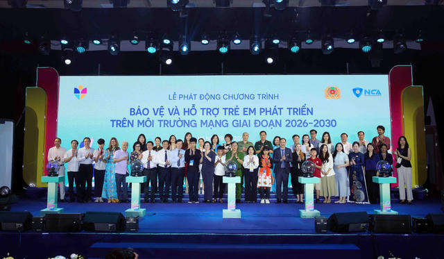 Chính thức phát động chương trình quốc gia: ‘Bảo vệ và hỗ trợ trẻ em phát triển trên môi trường mạng giai đoạn 2026 - 2030’