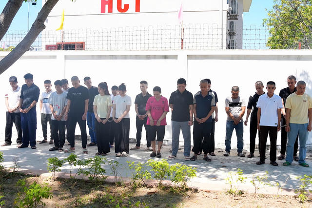 Bắt giữ 24 đối tượng giăng bẫy "tình ảo" lừa đảo hơn 36 tỷ đồng
