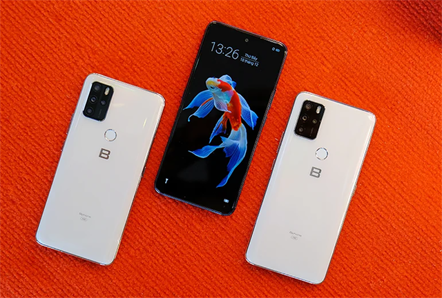 Bphone A50 hết hàng sau hai ngày giảm giá 49%, Bkav xả kho mẫu điện thoại 5 năm tuổi