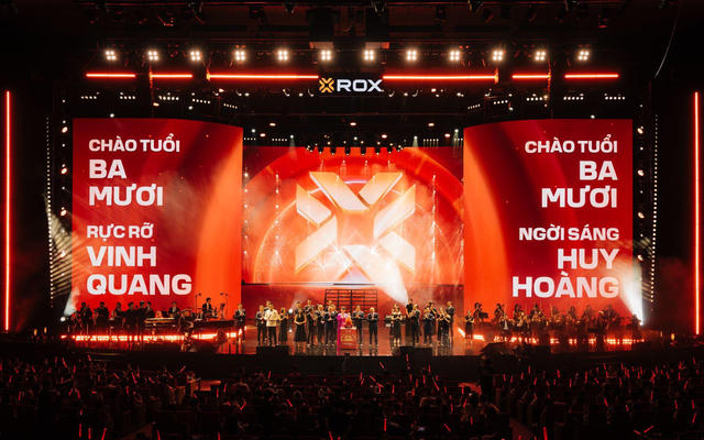 Những khoảnh khắc rực rỡ, thăng hoa cảm xúc trong ROX30 Concert