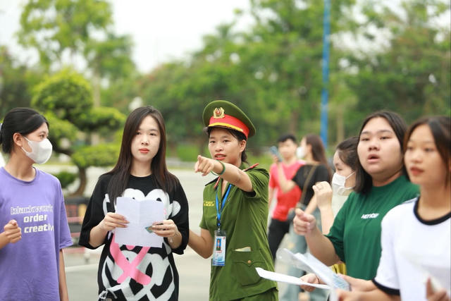 Lần đầu thi văn bằng 2 Công an trên máy tính, Bộ Công an công bố cấu trúc đề thi
