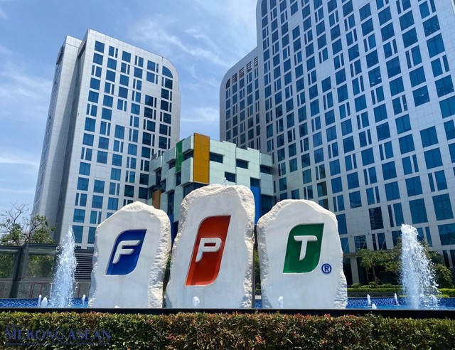 FPT phân phối hơn 10 triệu cổ phiếu ESOP, doanh thu quý I sụt giảm 22%