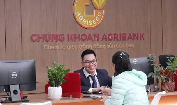 Chứng khoán Agribank (AGR): Lãi sau thuế quý II gấp 2,6 lần cùng kỳ nhờ mảng cho vay và đầu tư HTM Chứng khoán Agribank (AGR): Lãi sau thuế quý II gấp 2,6 lần cùng kỳ nhờ mảng cho vay và đầu tư HTM