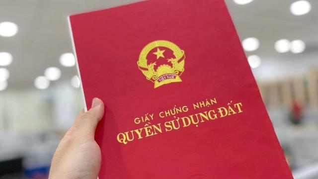 Dự thảo Luật Đất đai: Bổ sung cơ chế gỡ vướng cấp sổ đỏ, thúc đẩy chuyển đổi số Dự thảo Luật Đất đai: Bổ sung cơ chế gỡ vướng cấp sổ đỏ, thúc đẩy chuyển đổi số