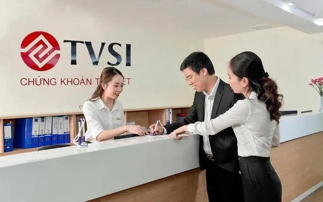 Chứng khoán Thiên Việt (TVS): Sắp phát hành hơn 16 triệu cổ phiếu trả cổ tức, lãi quý II 'sụt' tới 88% Chứng khoán Thiên Việt (TVS): Sắp phát hành hơn 16 triệu cổ phiếu trả cổ tức, lãi quý II 'sụt' tới 88%