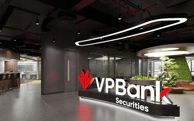 Chứng khoán VPBank (VPBankS) lãi bán niên hơn 2.600 tỷ đồng, đẩy mạnh huy động vốn ngoại
