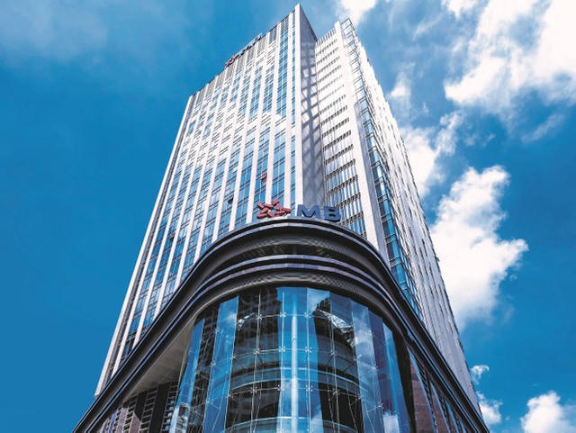 Lợi nhuận MBBank (MBB) vượt 20.000 tỷ đồng bán niên 2026, tín dụng tăng trưởng 13%