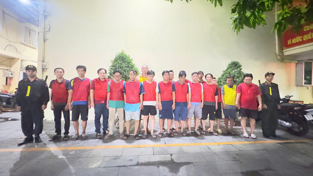 Triệt phá đường dây cá độ World Cup tại TP HCM