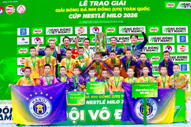 U11 CLB Bóng đá Hà Nội: Chiếc cúp vô địch của cả hệ thống 