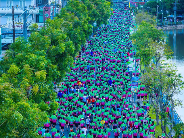 Chỉ từ 290.000 đồng, runner đã có thể check-in lễ hội VPBank Đất Sen Hồng Music Marathon 2026 