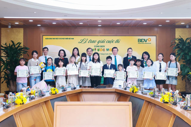 Vẽ ước mơ, 21 họa sỹ nhí được BIDV vinh danh Vẽ ước mơ, 21 họa sỹ nhí được BIDV vinh danh