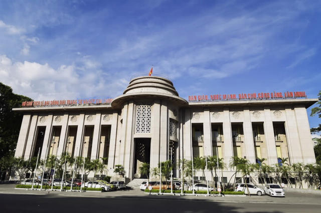 Ngân hàng Nhà nước yêu cầu ngân hàng giảm lãi suất cho vay, ưu tiên doanh nghiệp nhỏ và vừa