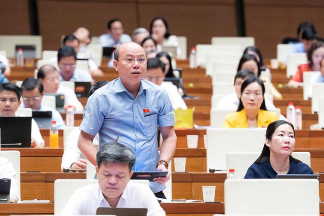 Mở không gian phát triển, tạo năng lực quản trị mới cho Quảng Ninh, Bắc Ninh