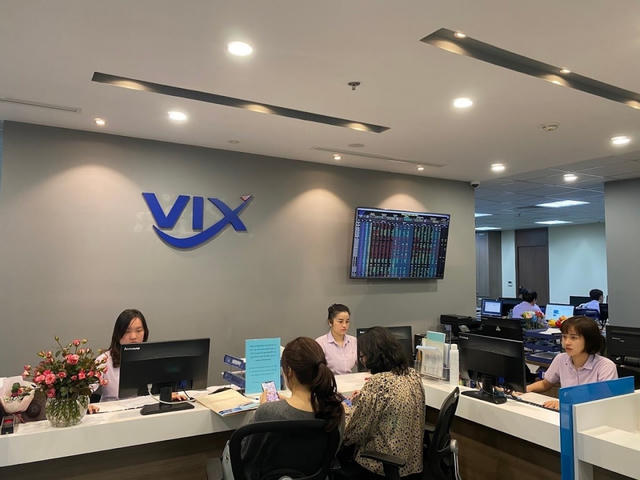 Chứng khoán VIX (VIX): Lợi nhuận bán niên 2026 bốc hơi 90% do danh mục tự doanh biến động mạnh
