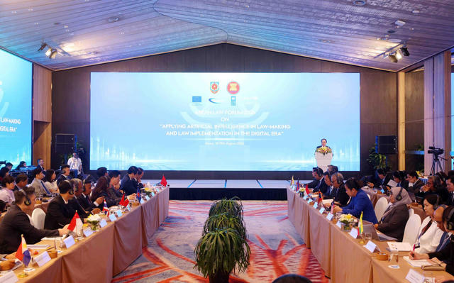 Khai mạc Diễn đàn Pháp luật ASEAN năm 2026: Đưa ASEAN thành hình mẫu ứng dụng trí tuệ nhân tạo có trách nhiệm
