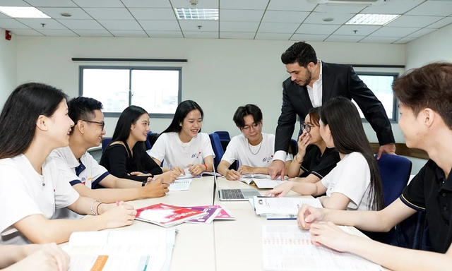 Đề xuất tăng sinh hoạt phí cho người được cử đi đào tạo ở nước ngoài