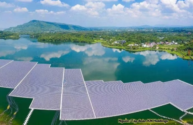 Lâm Đồng chấp thuận đầu tư dự án điện mặt trời nổi gần 7.750 tỷ đồng 