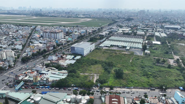 TP.HCM cho phép chuyển hơn 16.289 m² đất làm kho bãi, dịch vụ hậu cần cảng