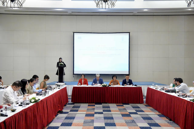 Hướng tới xây dựng đội ngũ tham mưu pháp luật chuyên nghiệp, chất lượng cao Hướng tới xây dựng đội ngũ tham mưu pháp luật chuyên nghiệp, chất lượng cao