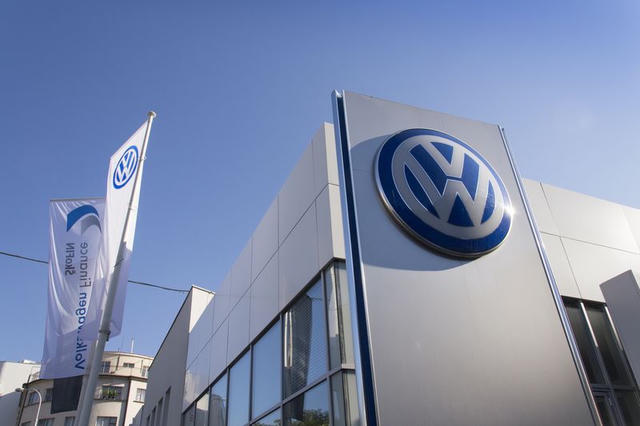 Lợi nhuận lao dốc, Volkswagen cắt giảm 50.000 nhân sự để chống đỡ xe điện Trung Quốc Lợi nhuận lao dốc, Volkswagen cắt giảm 50.000 nhân sự để chống đỡ xe điện Trung Quốc