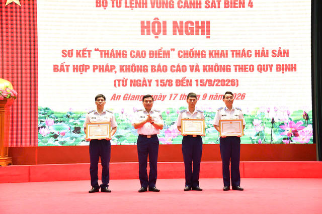 BTL Vùng Cảnh sát biển 4 quyết liệt chống khai thác IUU
