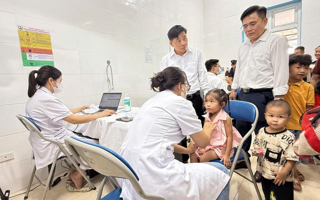 Đề xuất Quỹ BHYT chi trả tối đa 200.000 đồng khám sức khỏe đầu năm học cho trẻ dưới 6 tuổi Đề xuất Quỹ BHYT chi trả tối đa 200.000 đồng khám sức khỏe đầu năm học cho trẻ dưới 6 tuổi