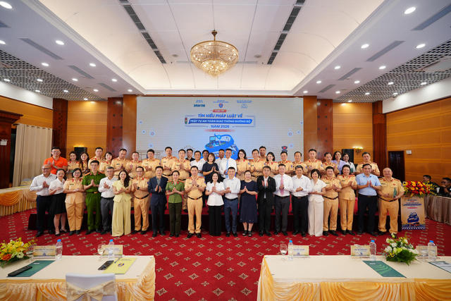 Phát động Cuộc thi Tìm hiểu pháp luật về Trật tự, an toàn giao thông đường bộ năm 2026 Phát động Cuộc thi Tìm hiểu pháp luật về Trật tự, an toàn giao thông đường bộ năm 2026