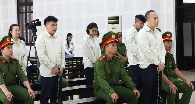 Lừa 7.108 khách hàng, 5 bị cáo cùng lĩnh án chung thân